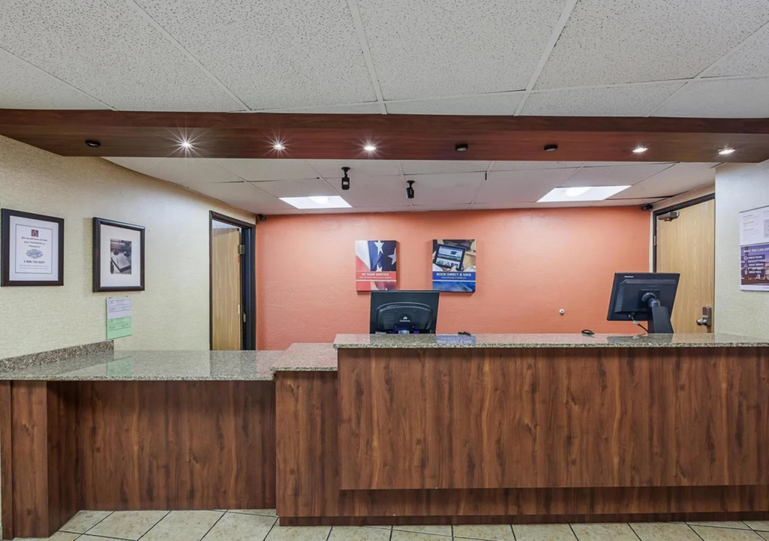 Motel 6 Oak Creek, WI