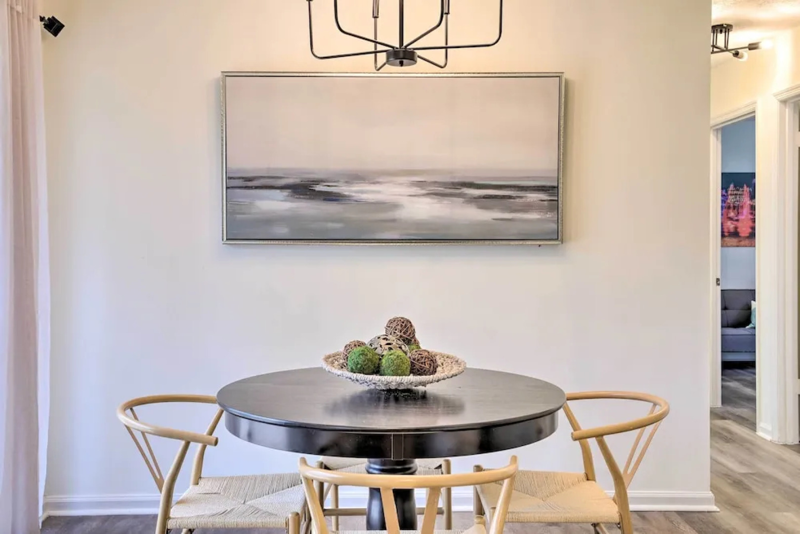 Modern Alpharetta Home: Yard, Walk Downtown!