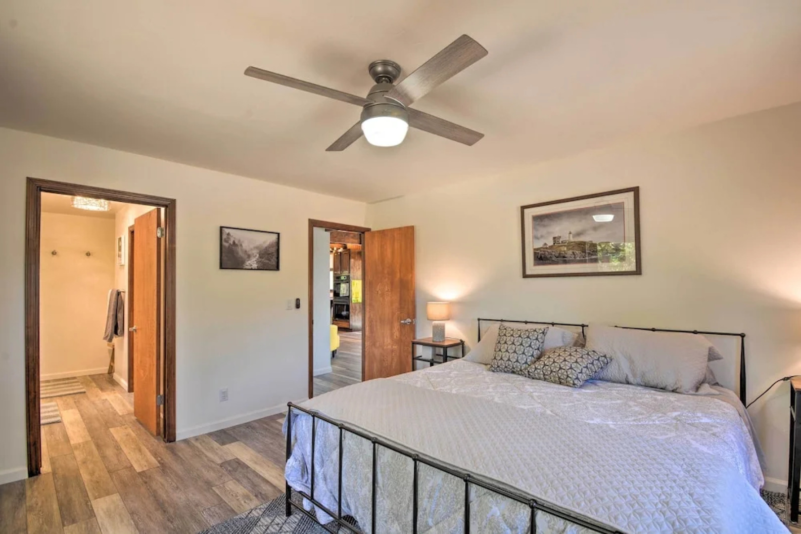 Lovely Yosemite Area Home w/ Hilltop Mtn View