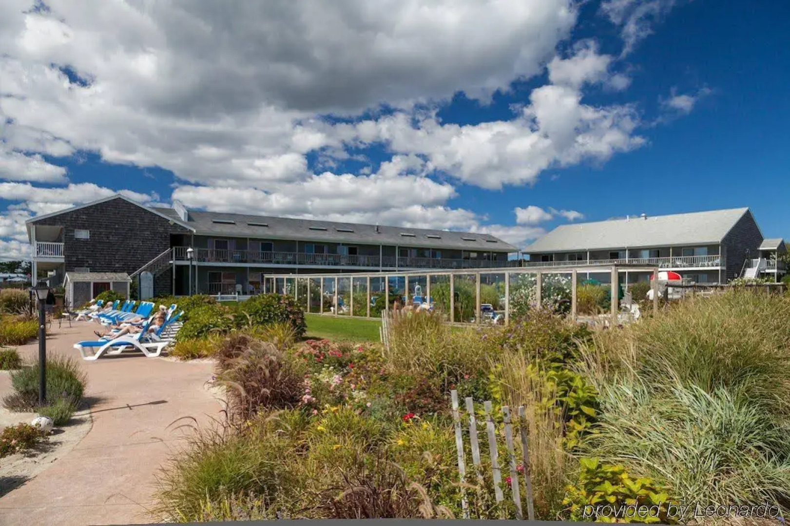 Riviera Beach Resort