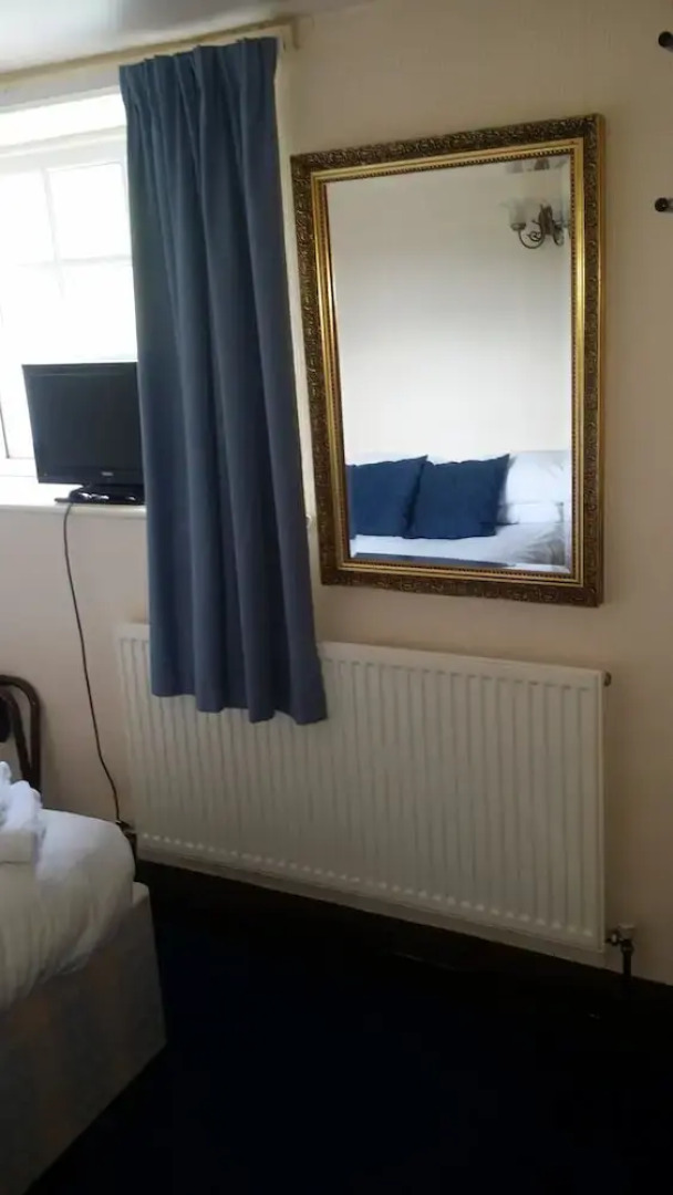 The Bell Country Inn