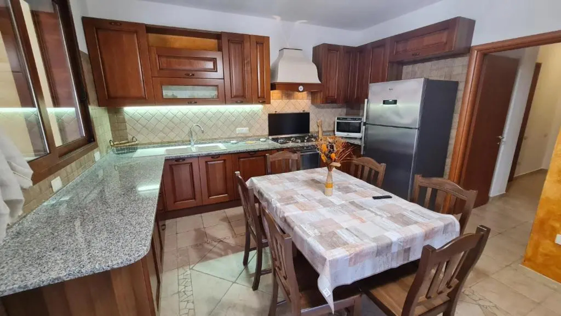 Villa Vivi. Piscina, idro, giardino e condizionatore