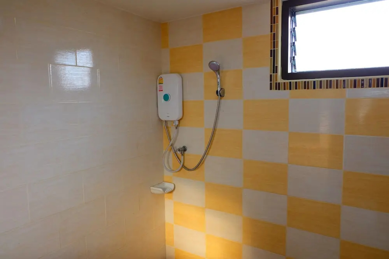 Kamlaithong Apartment