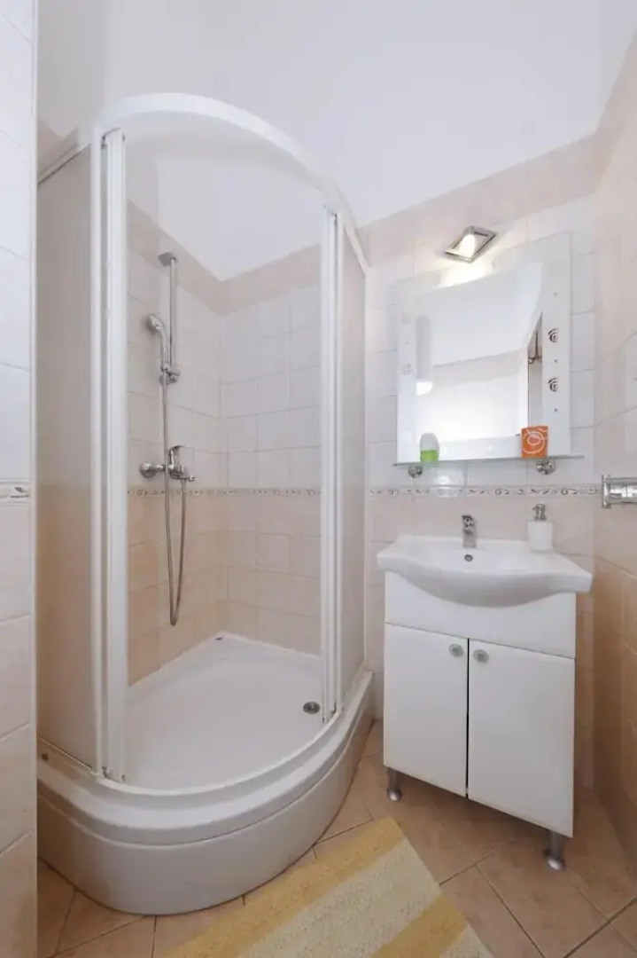 Suzana - Green Oasis - A2