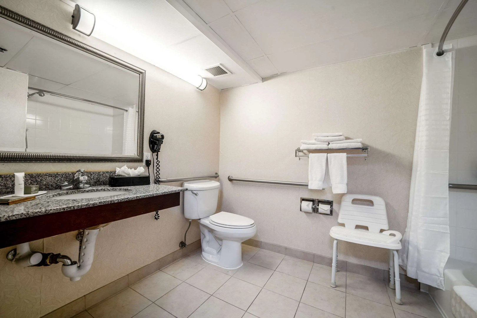 Country Inn & Suites by Radisson, Ontario at Ontario Mills, CA