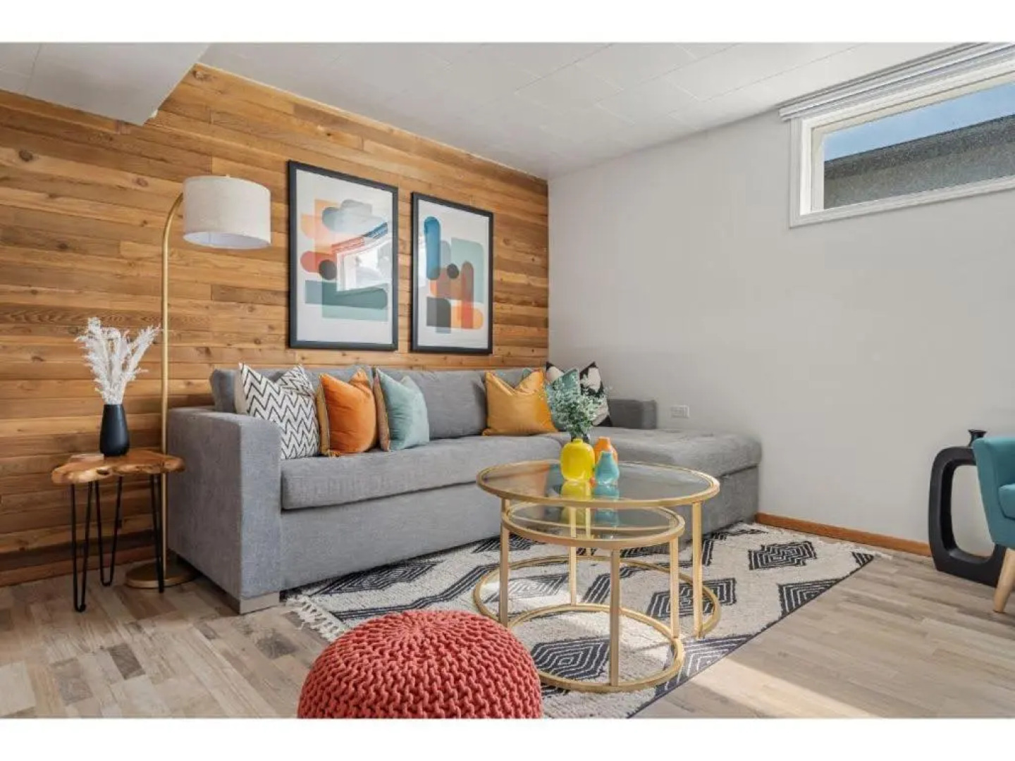 The Colour I 10 Minute To Royal Tyrrell I Sleeps 7