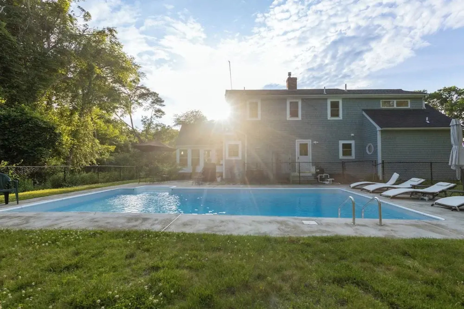 Private Pool & Screened Deck: Mashpee Home!
