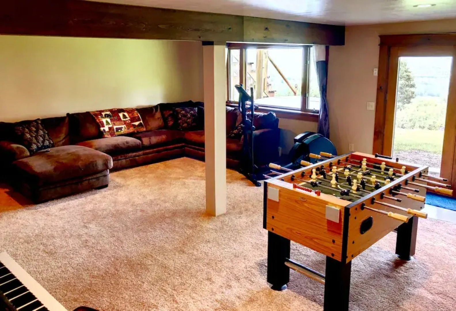 Majestic Vista Mountainside Cabin