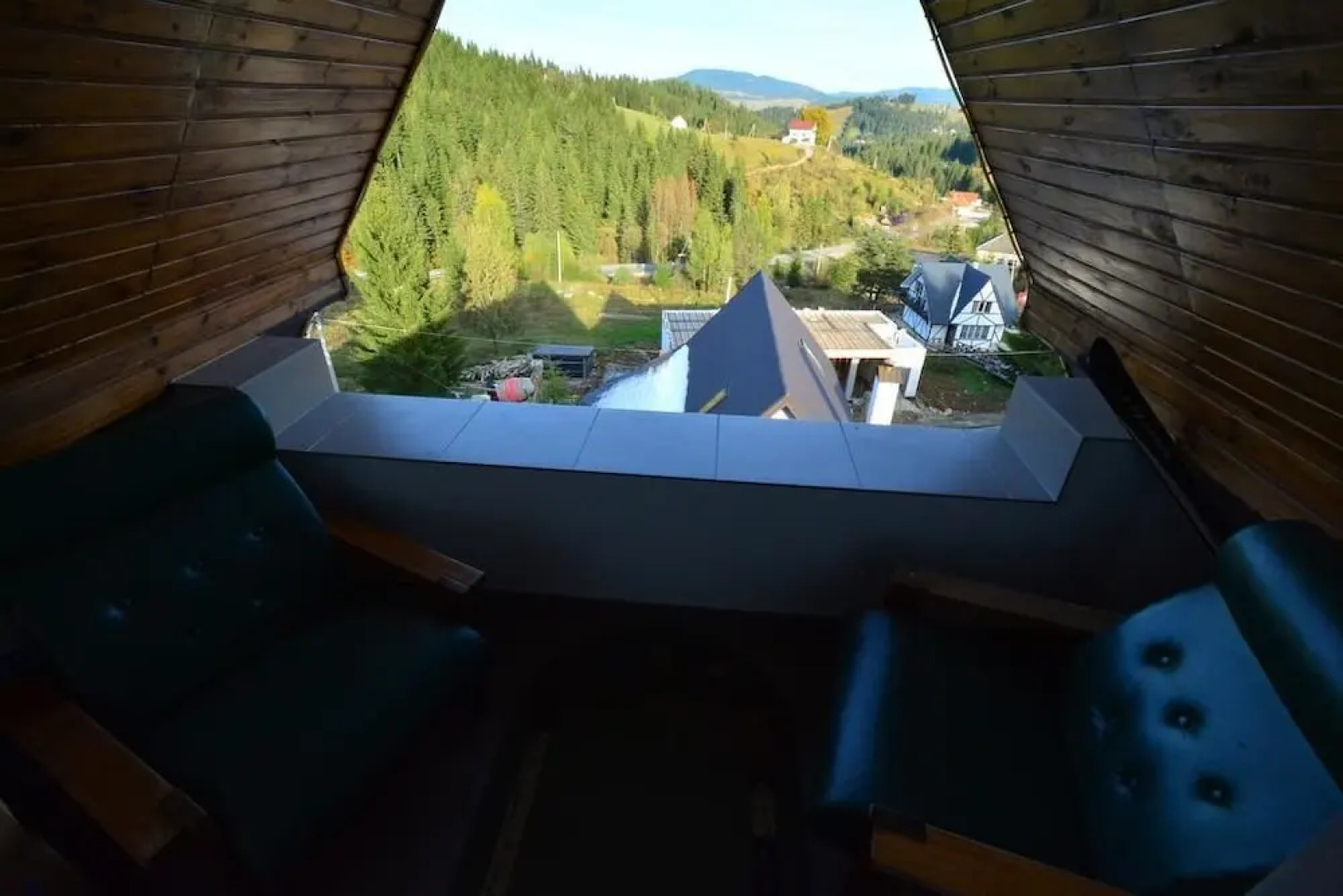 Villa Parliament Yablunytsya