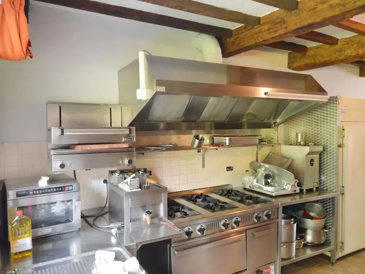 Spacious Ardennes Getaway