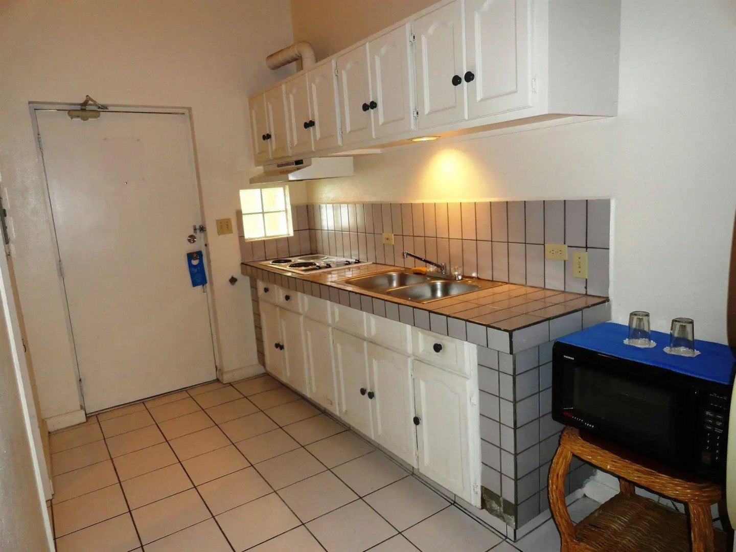 Summer Holiday Hotel