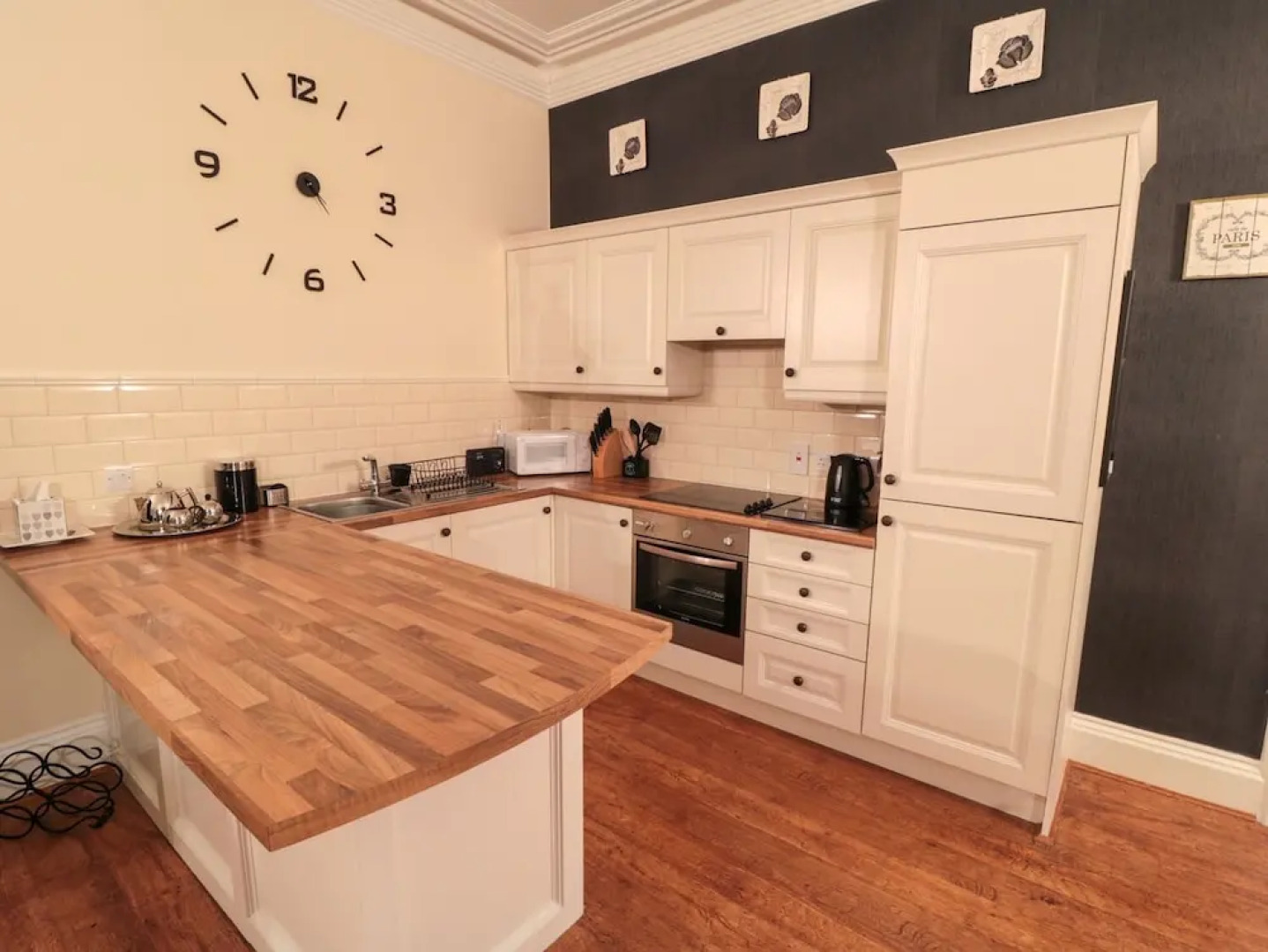 Sneaton Hall Apartment 4