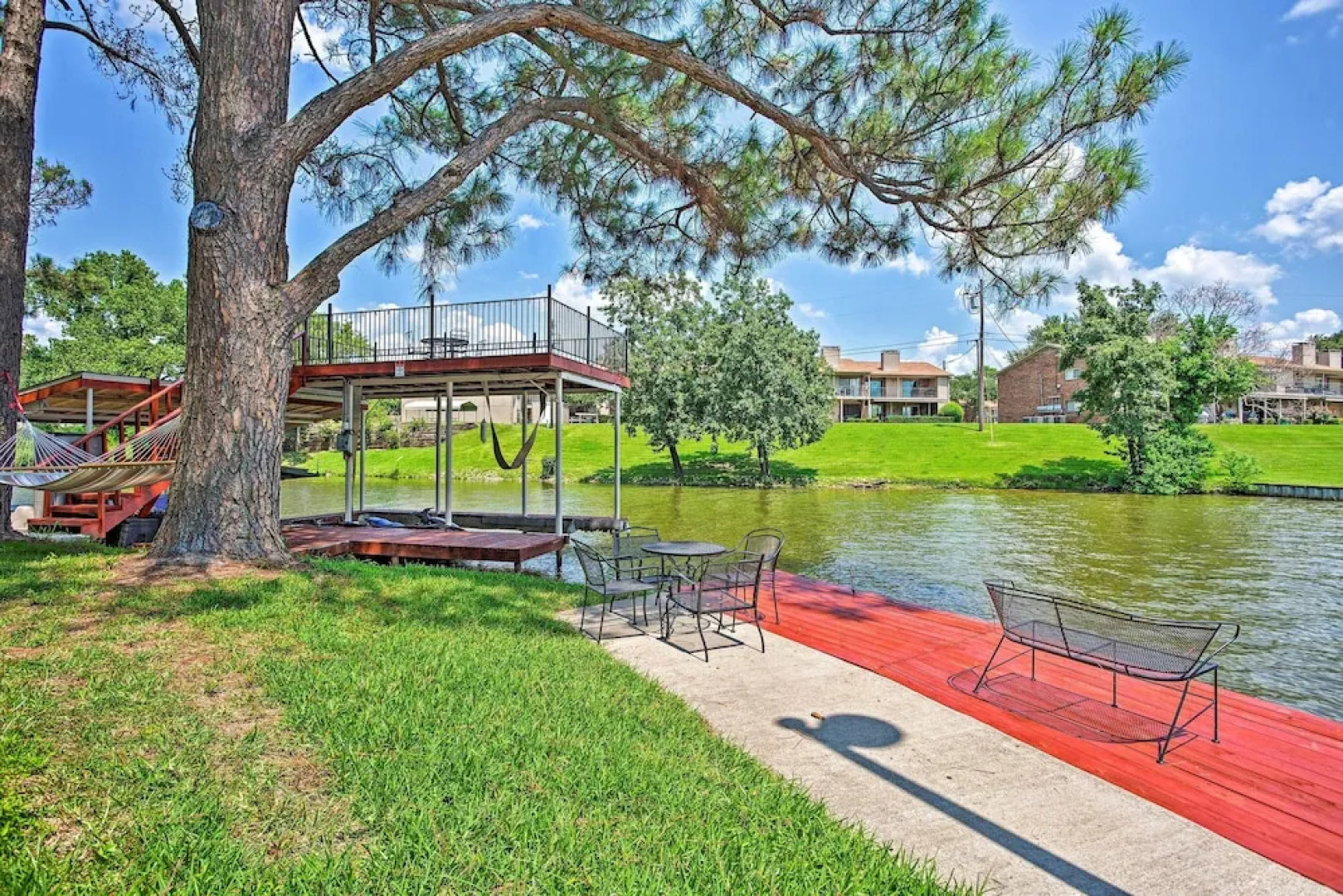Cedar Creek Reservoir Home w/ Deck & Dock