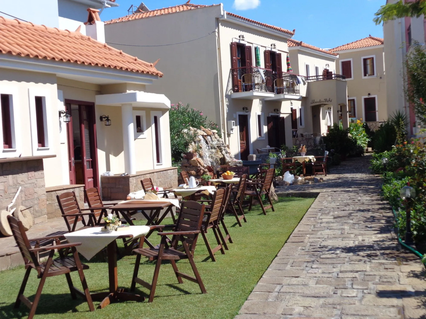 Niki Studios Sea-Front