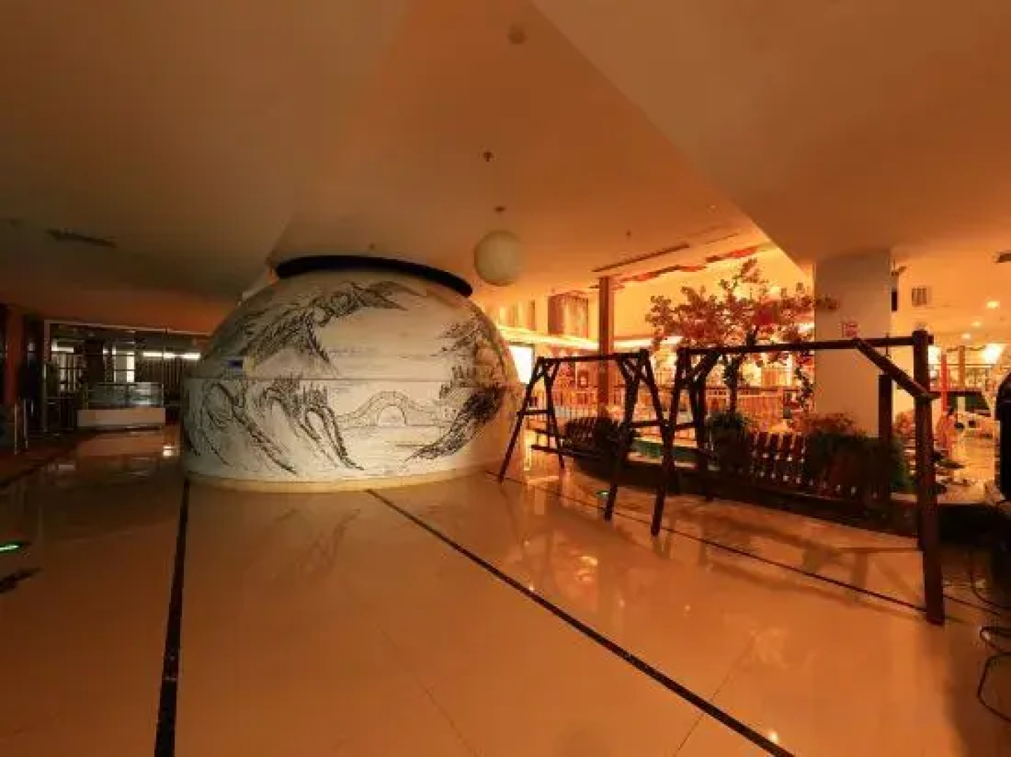 Jixi Haina Baichuan Hotel