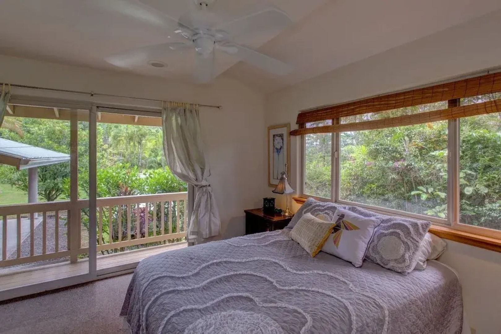 Maluhia Hale 3 Bedroom Home by RedAwning