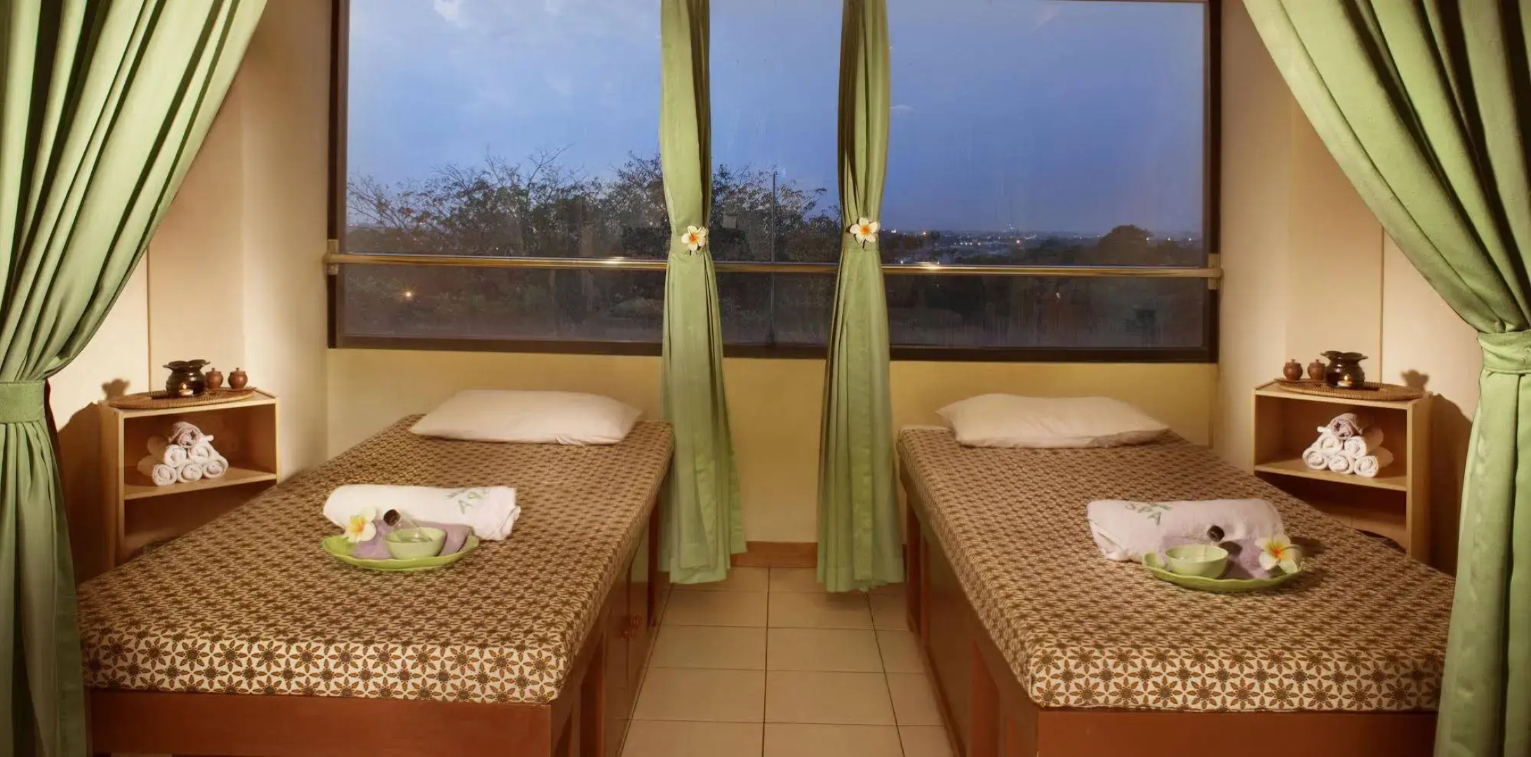 Puri KIIC Golf View Hotel