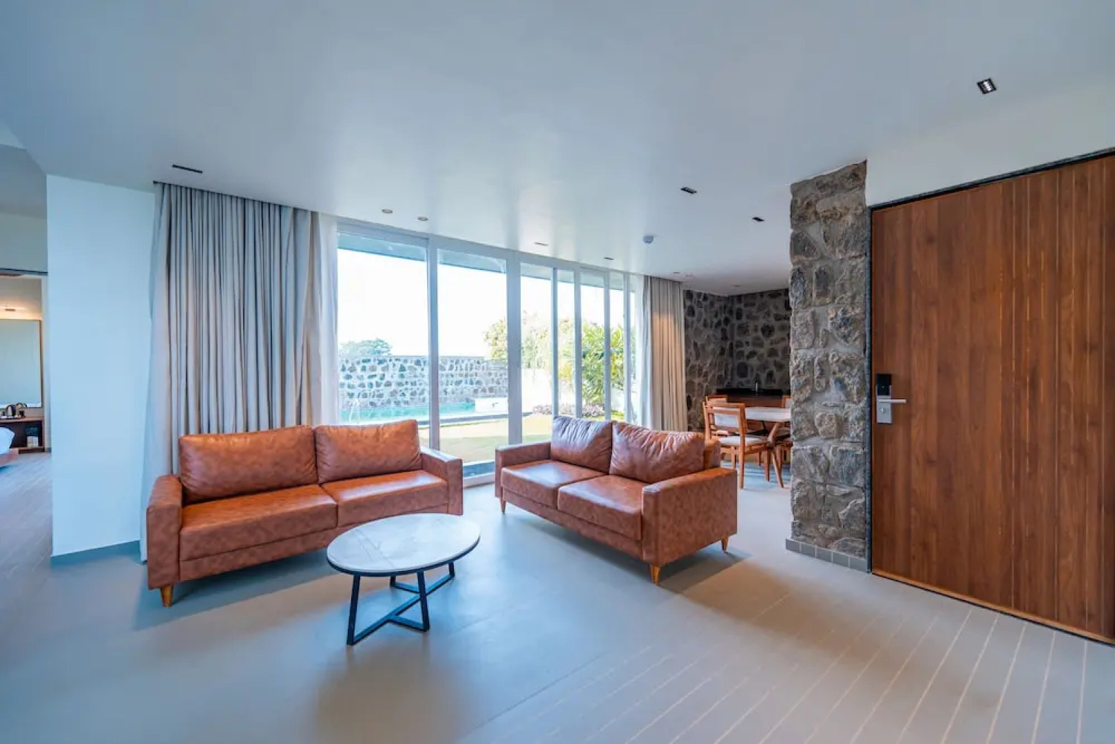 Basalt Paradise Resort And Spa