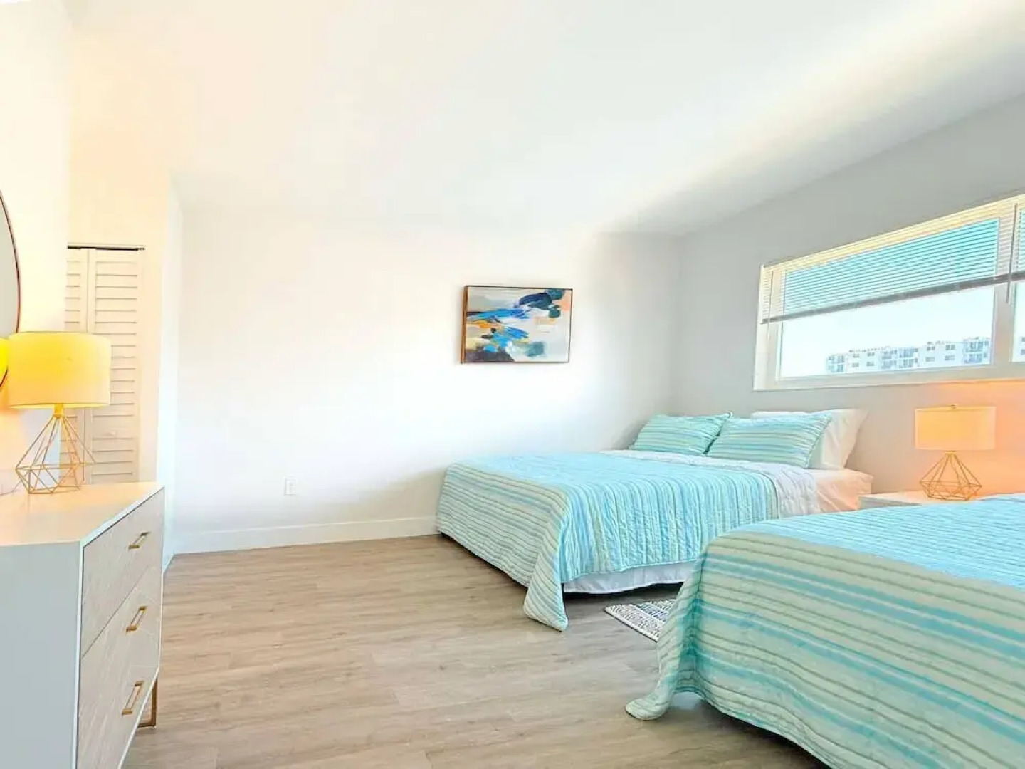 Top Location Waterfront Balcony Dream