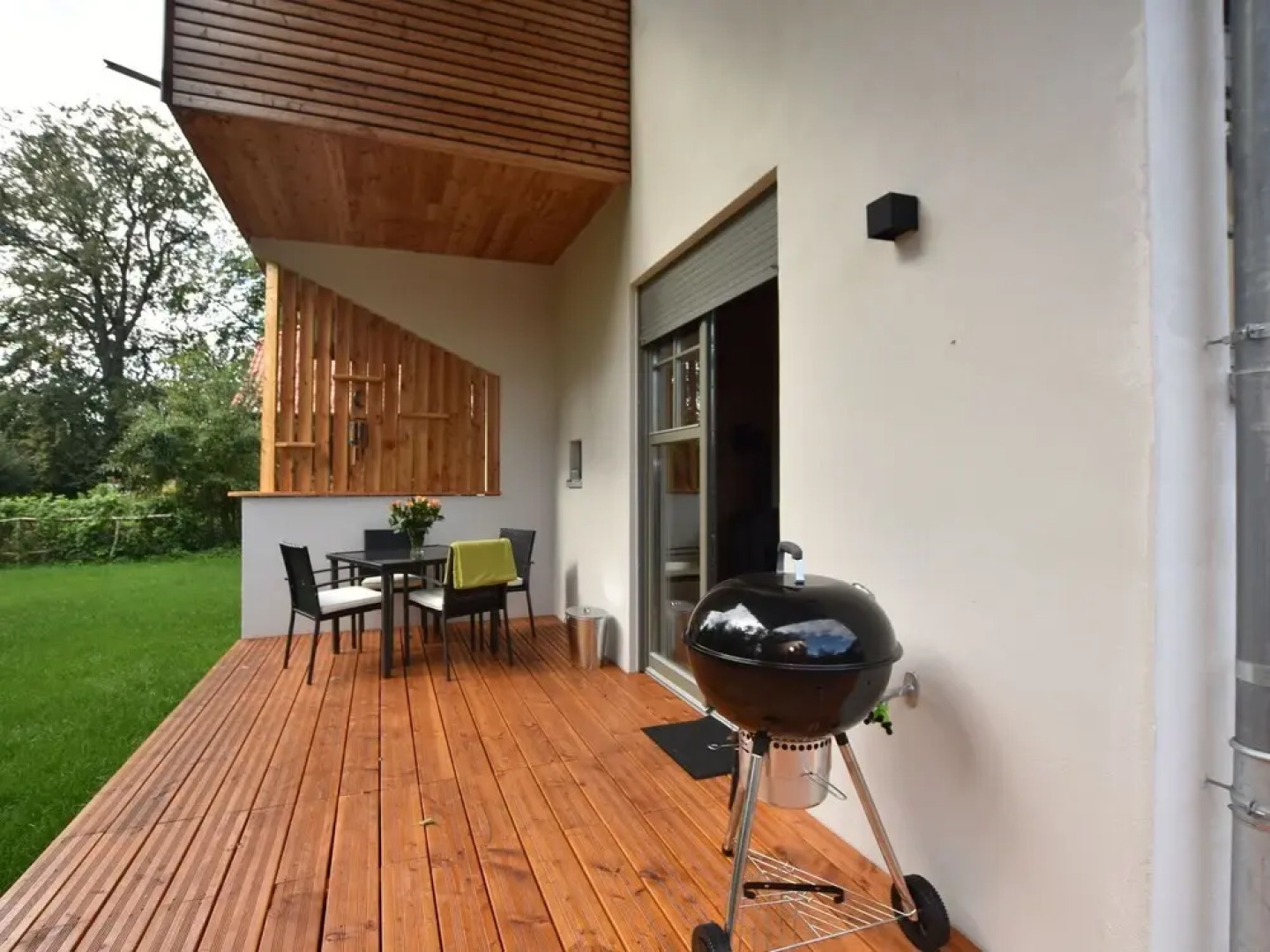 Apartments sun and moon with fireplace, terrace and garden