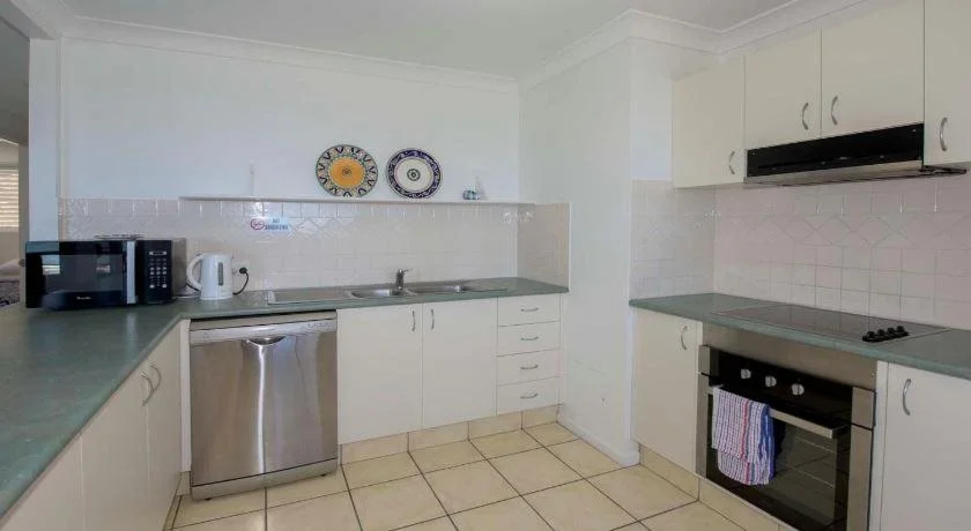 Coochiemudlo Island Seminara Apartments