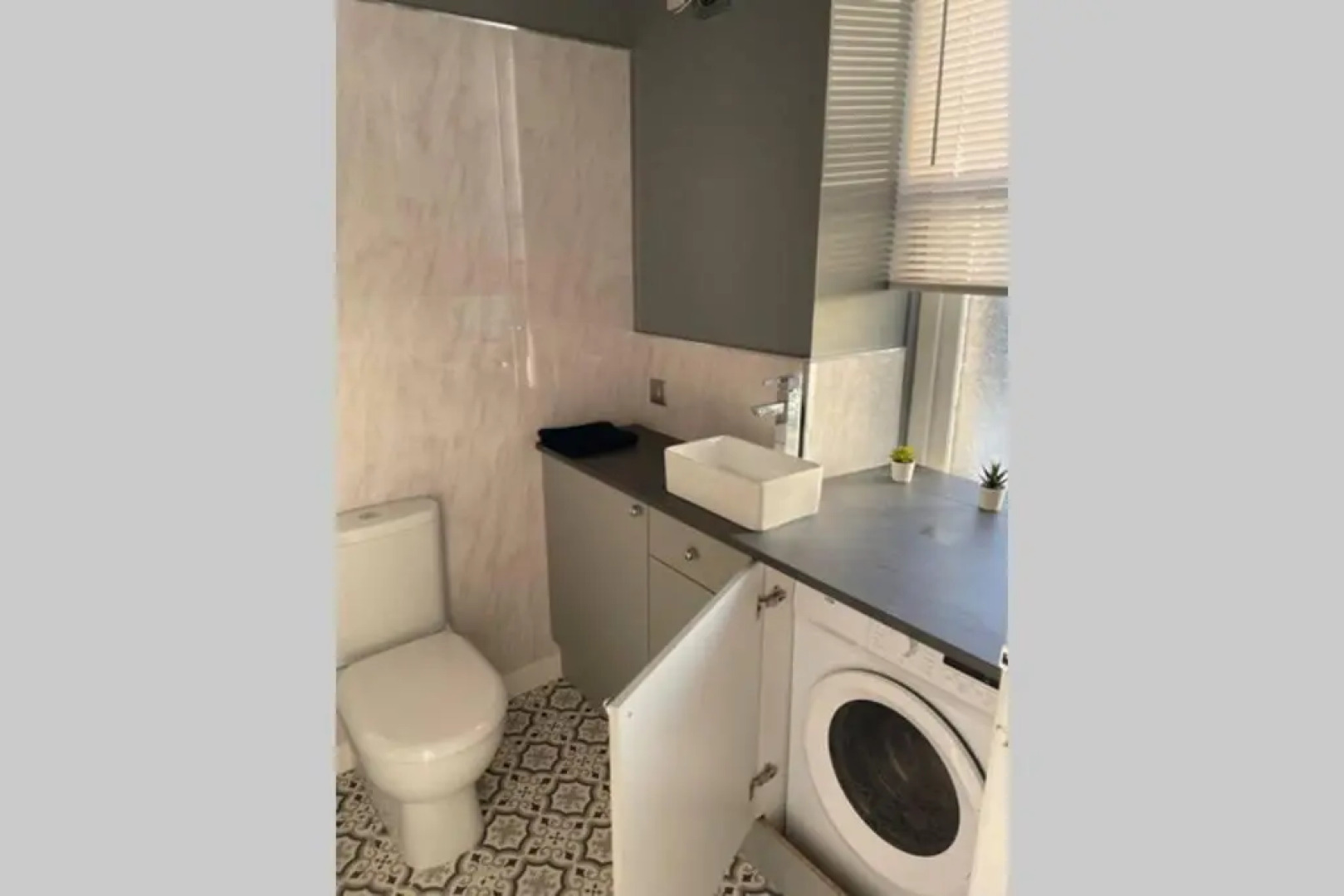 Bellshill central apartment.