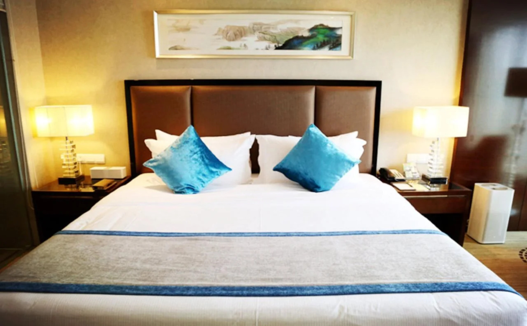 Chengdu Rising Butterfly Hotel