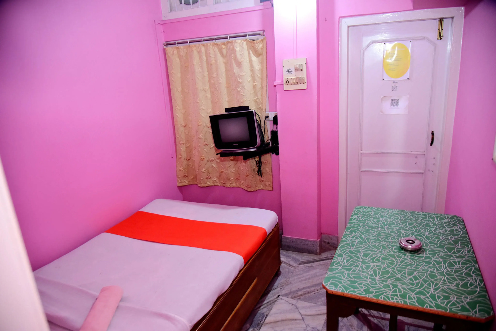 SPOT ON 66402 Hotel Moon Moon