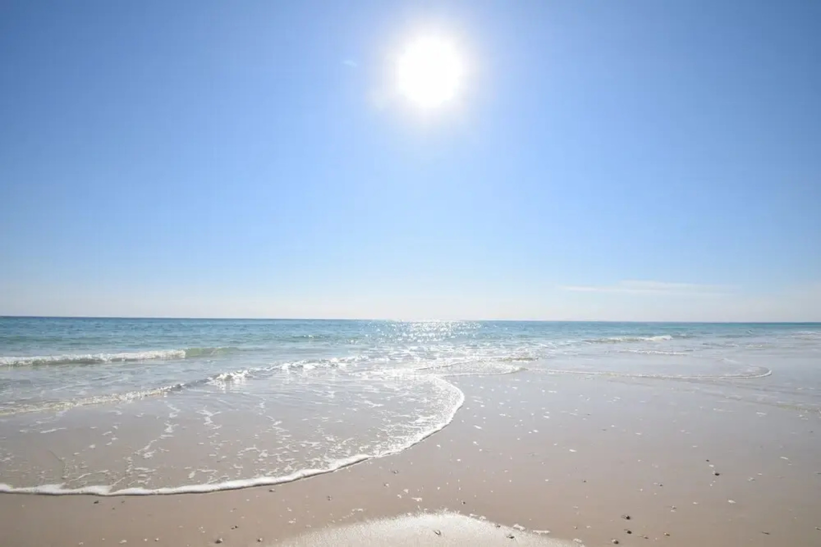 Pelican's Rest Beach House by RedAwning