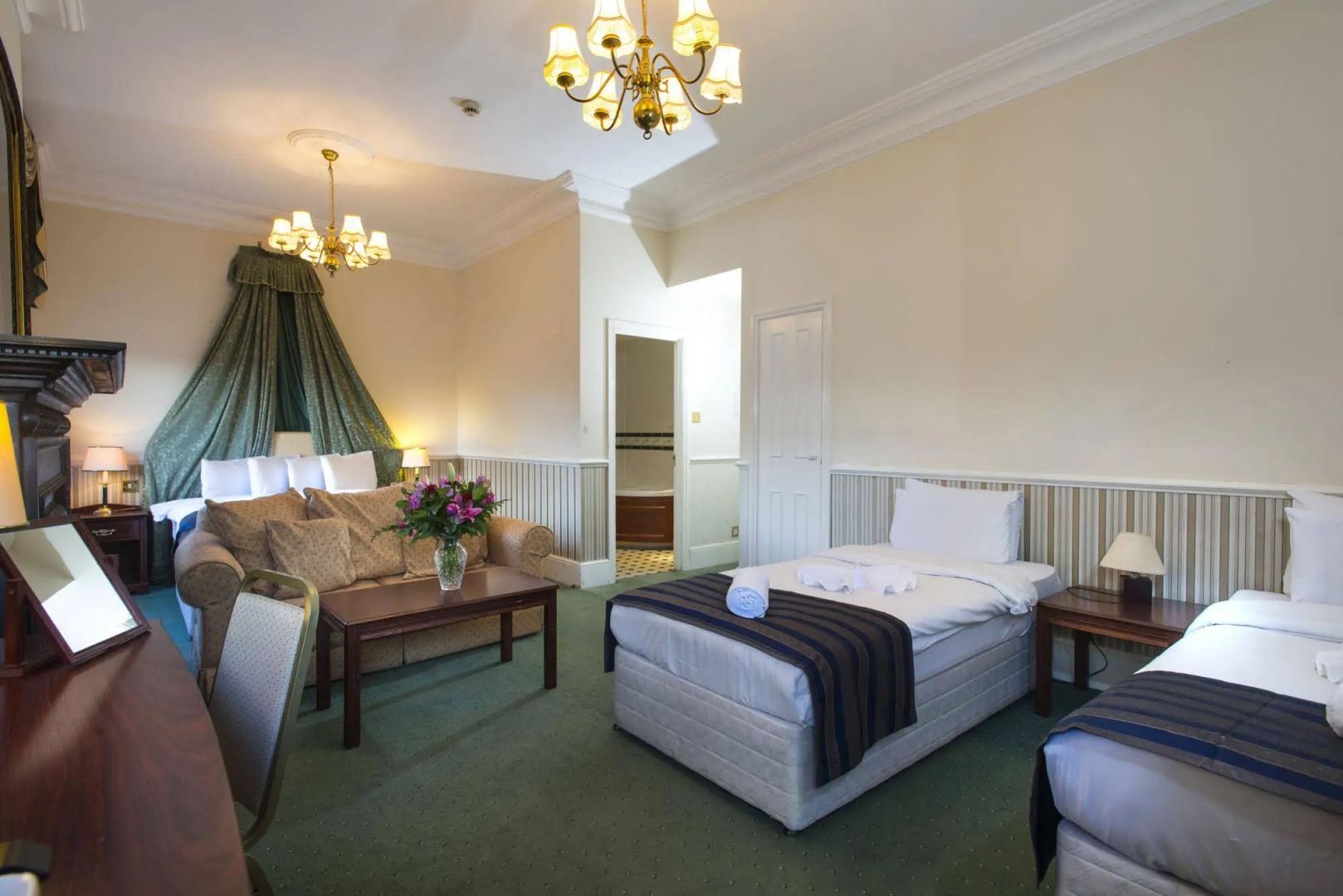 Hampton Court Palace Hotel