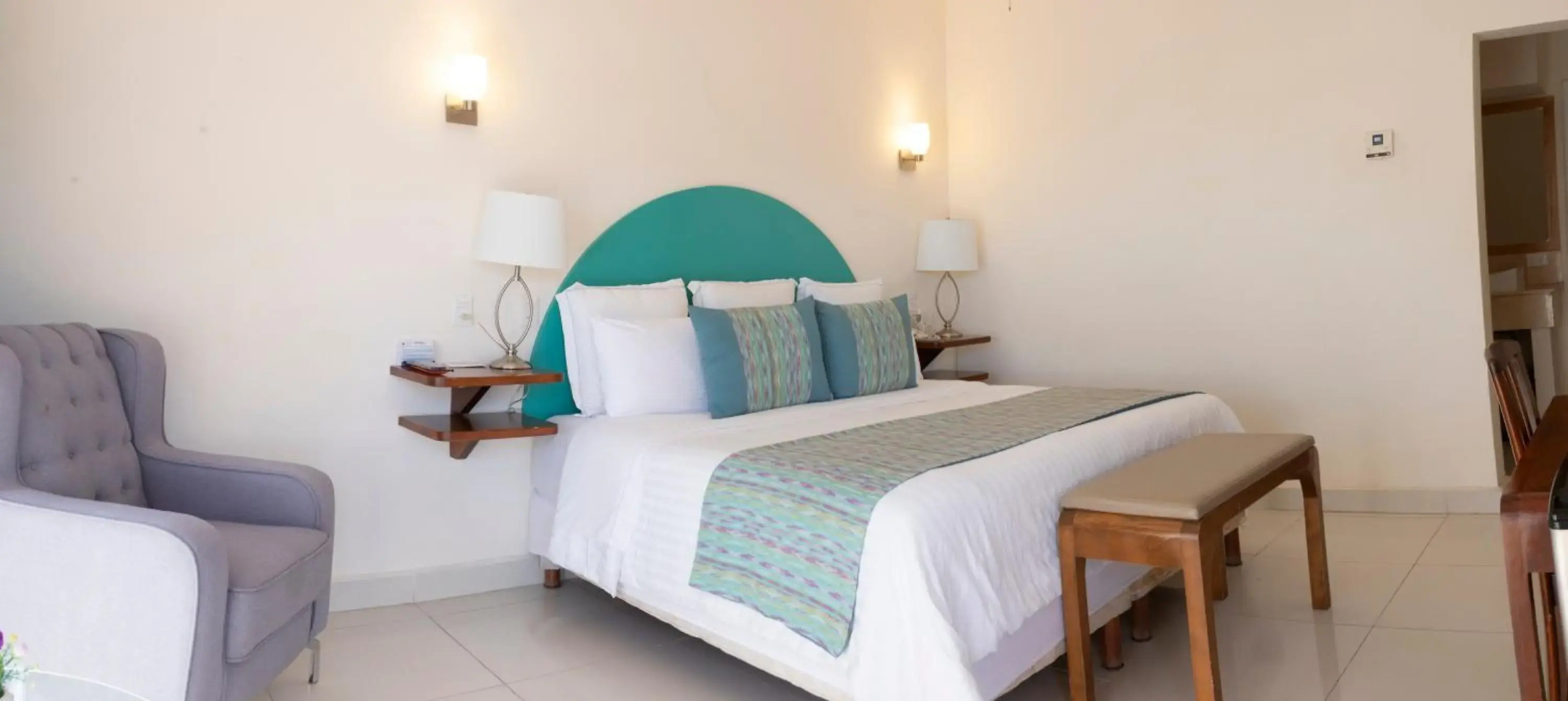 The Westmarine Waterfront Hotel