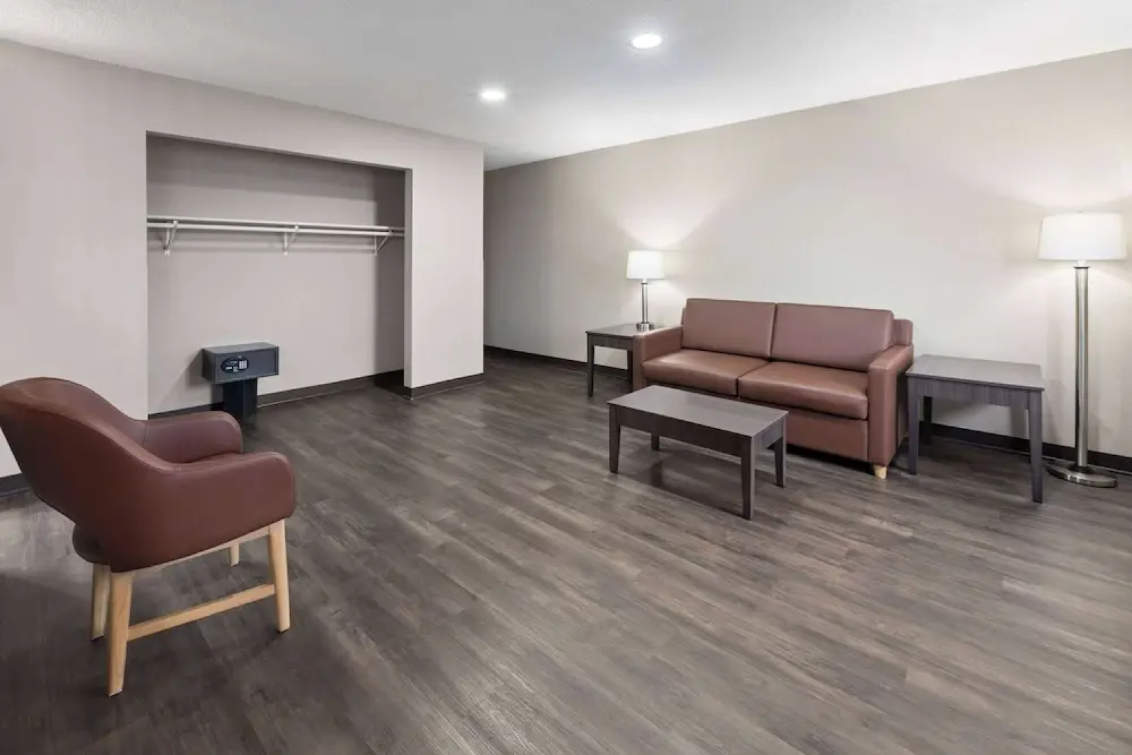 Super 8 by Wyndham Summersville/New River National Park