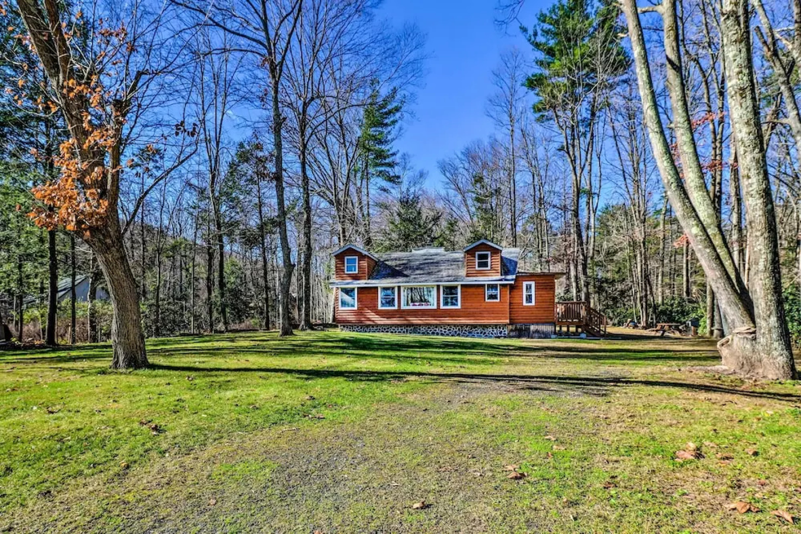 Cozy Tannersville Gem - Ski, Hike, Explore!