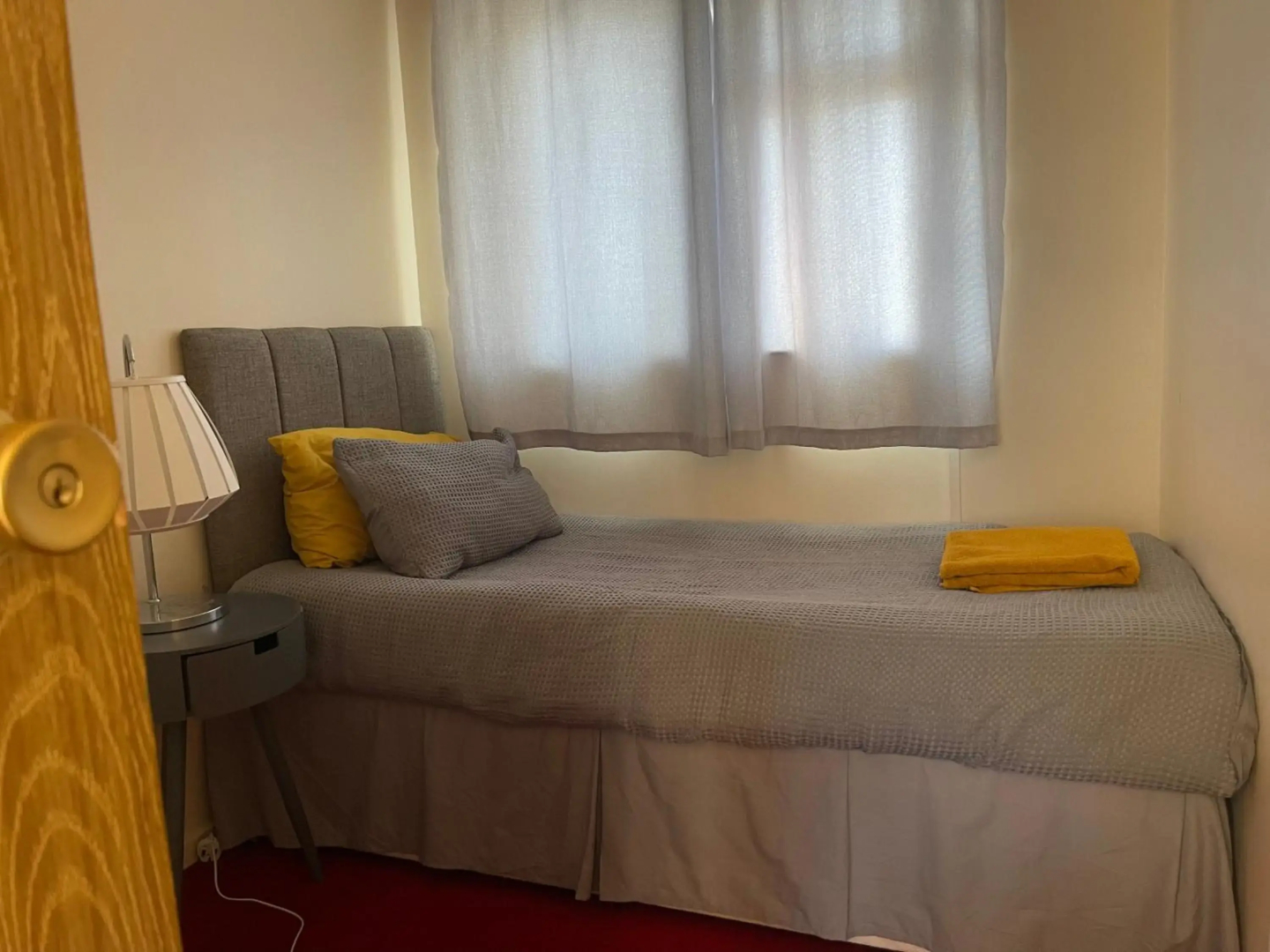Swift Close Contractors & Leisure Apartment by Leecroft Stays