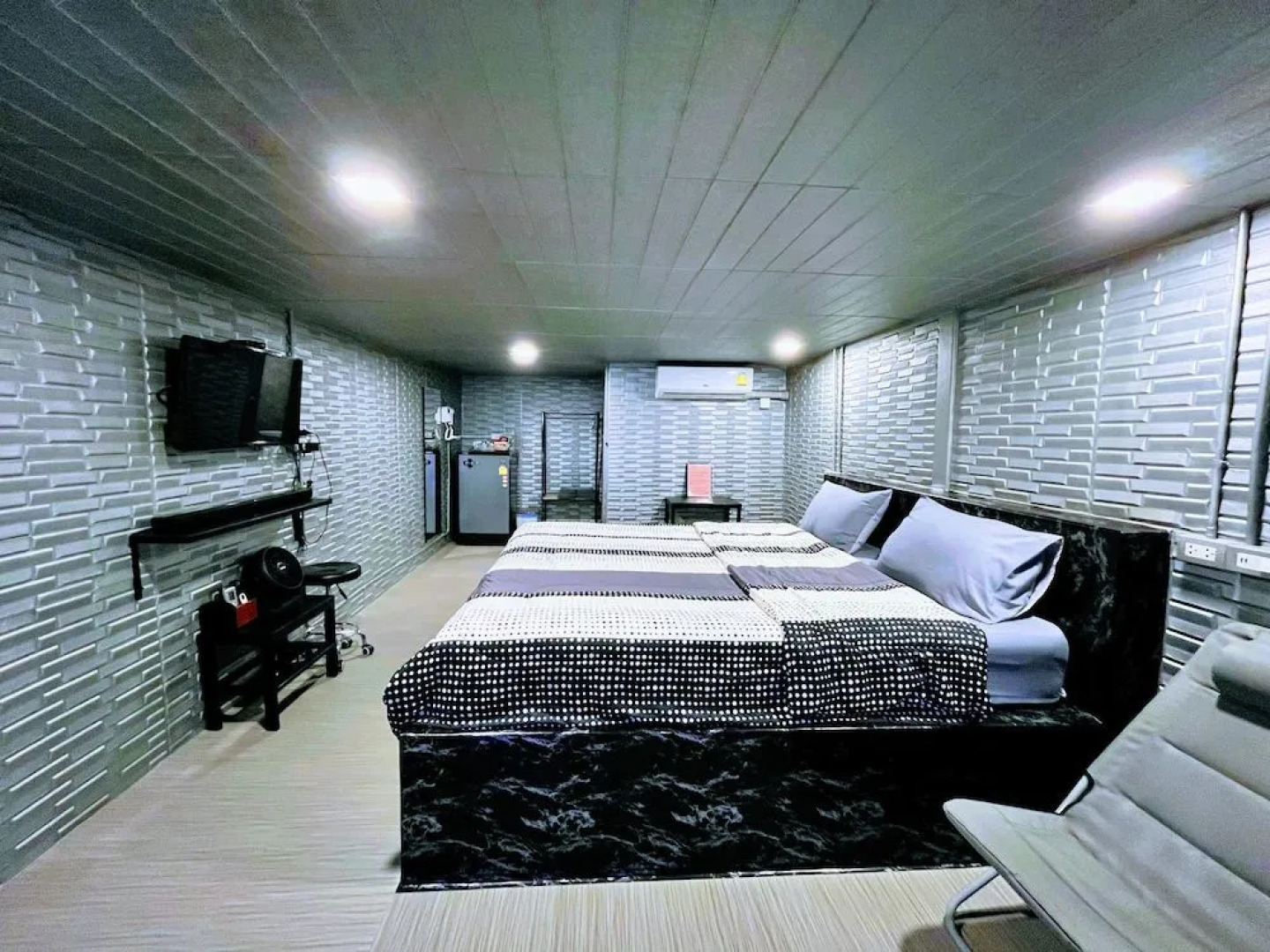 Nokhuuk's House at Rimkhong