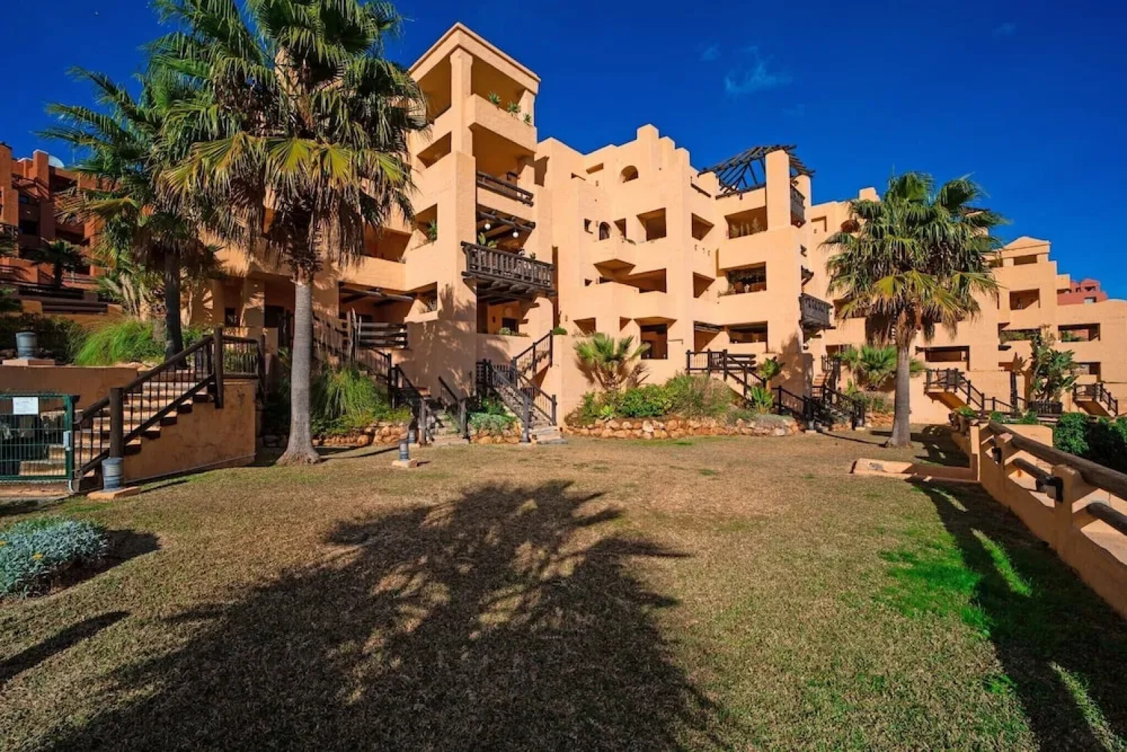 Coto Real Naxos - Sea Views 2BR Apartment in Manilva, Pool, Wifi