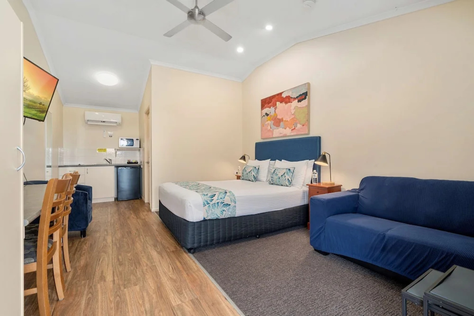 Caboolture Central Motor Inn, SureStay Collection by BW