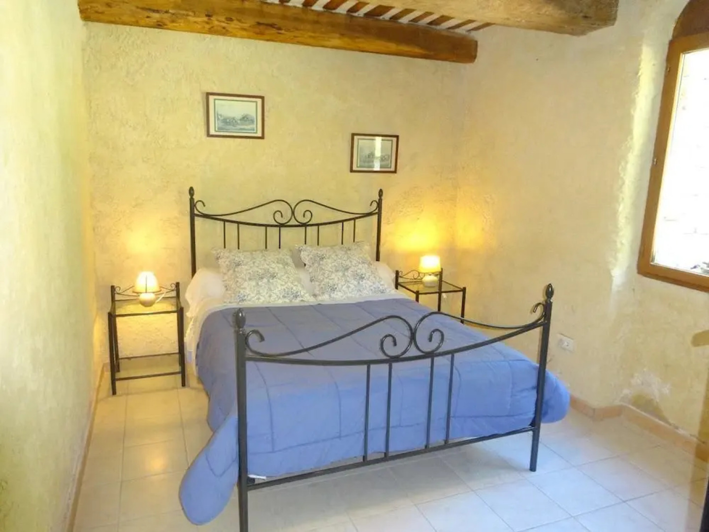 Curistes - Ardèche: location de vacances avec piscine à  Vals les Bain