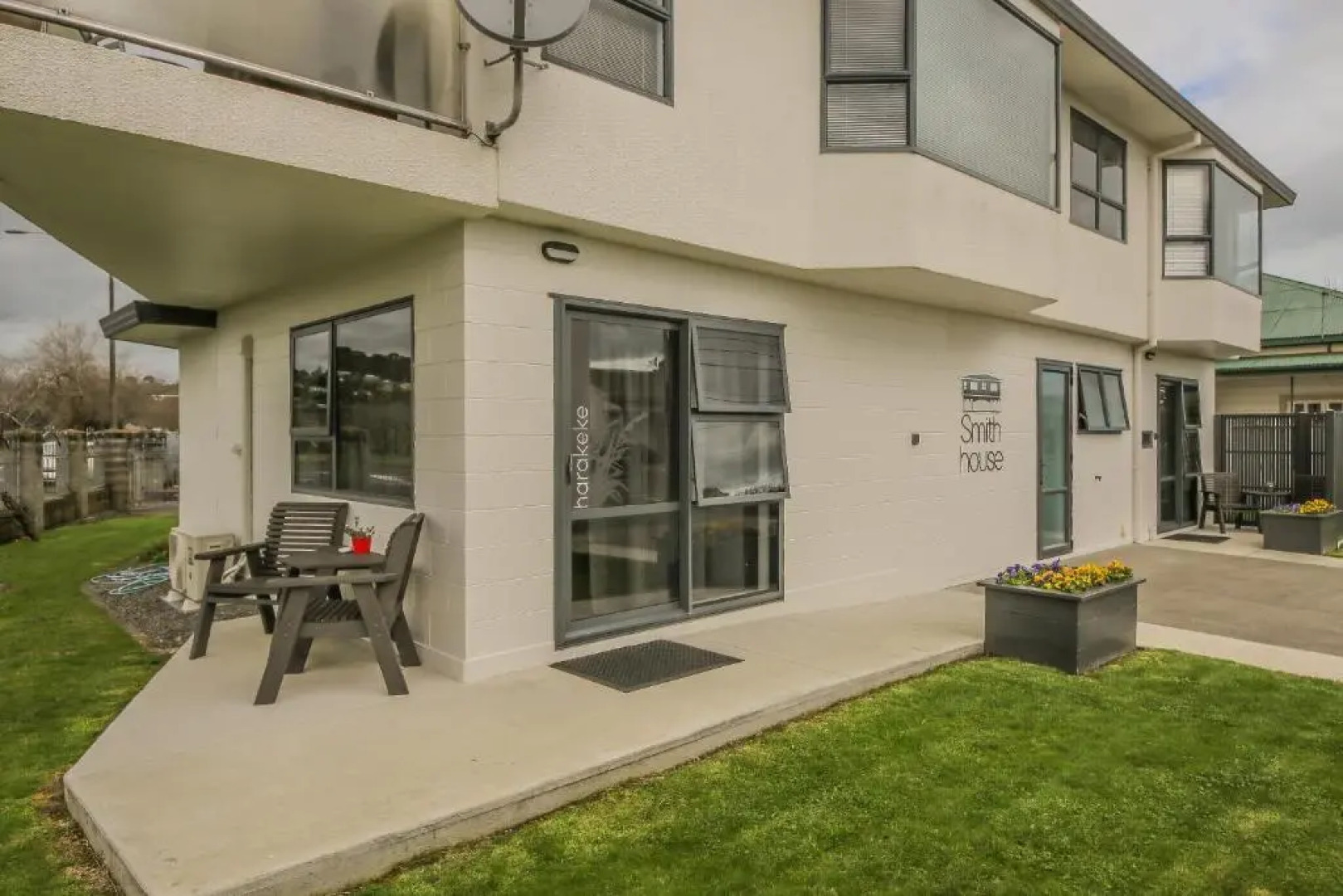 Smith House (Adults Only)