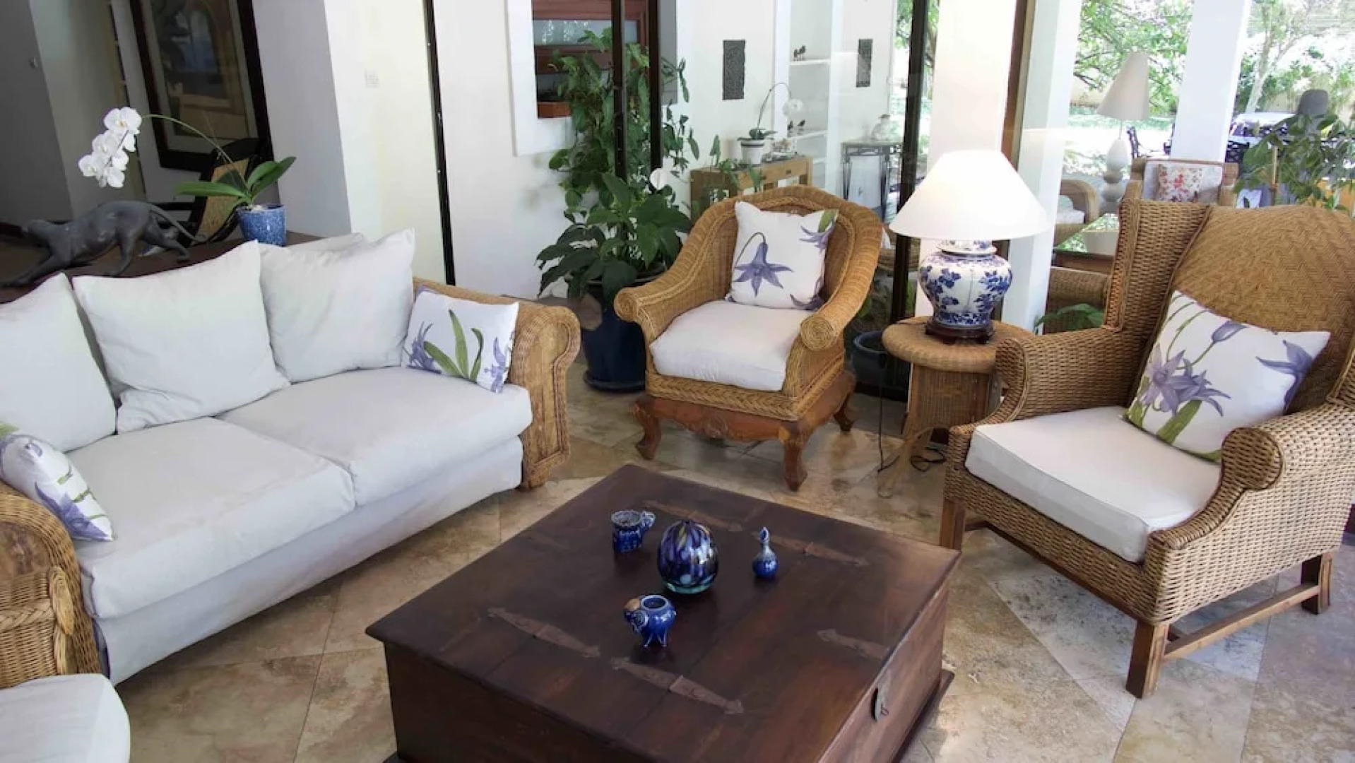 MAISON MUCUNA, pieds dans l'eau - Adults only