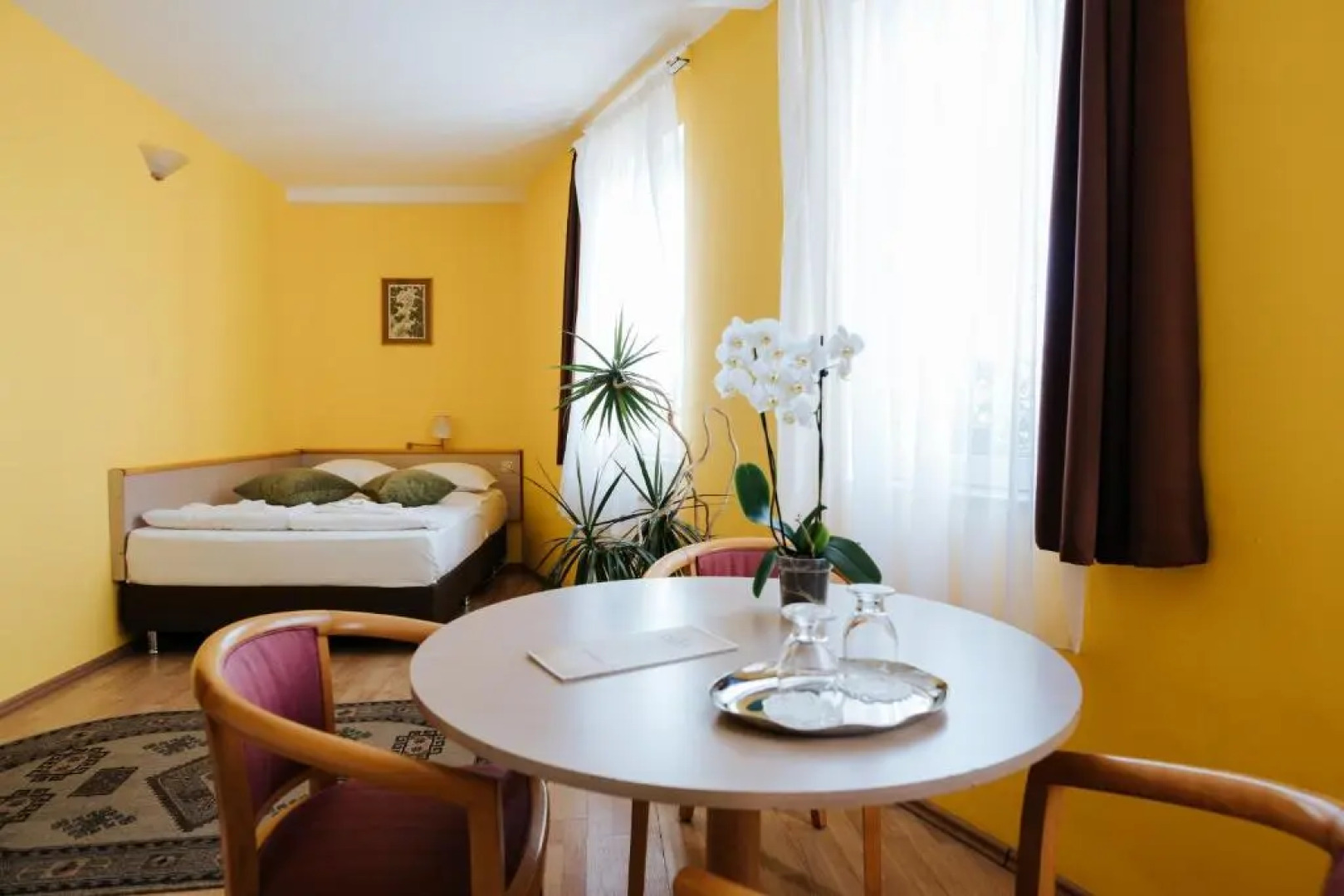 Lázár Pension & Restaurant