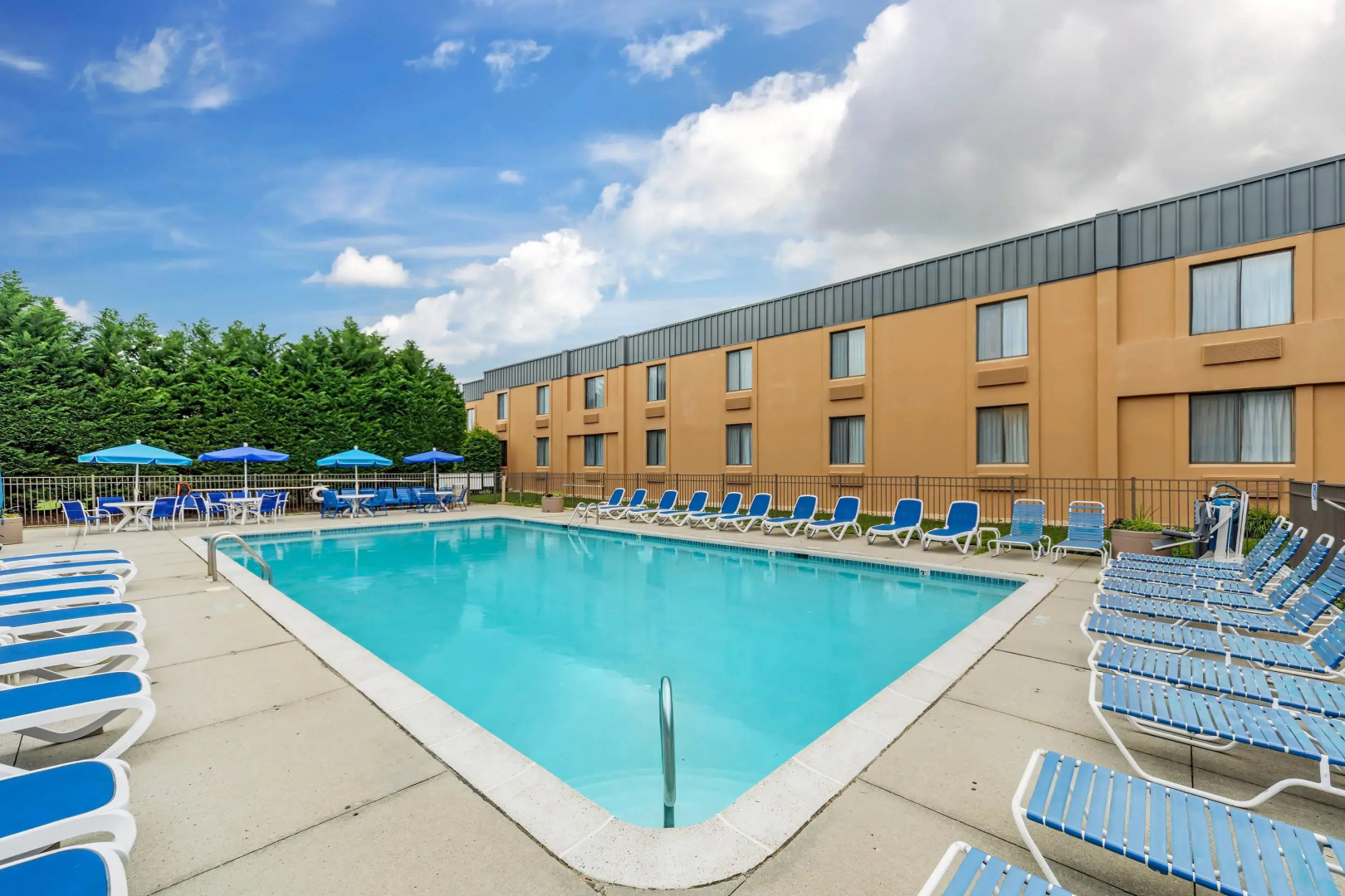 Clarion Hotel & Conference Center