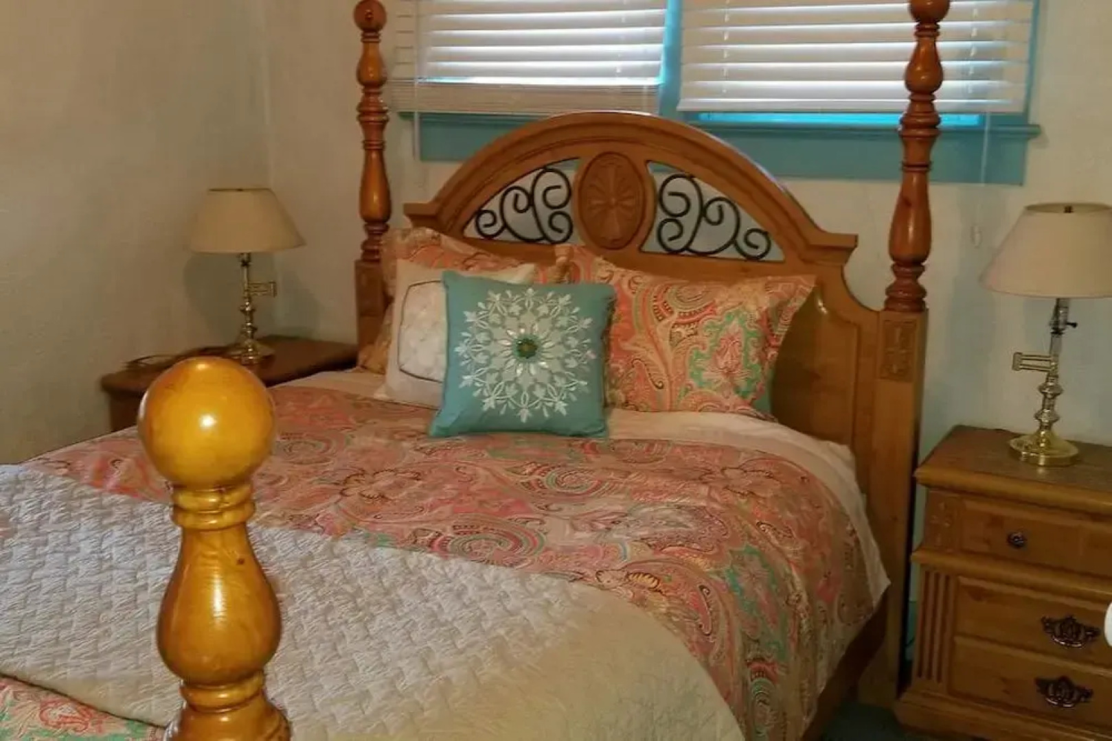 Historic SmartHome- King 1-5 Beds