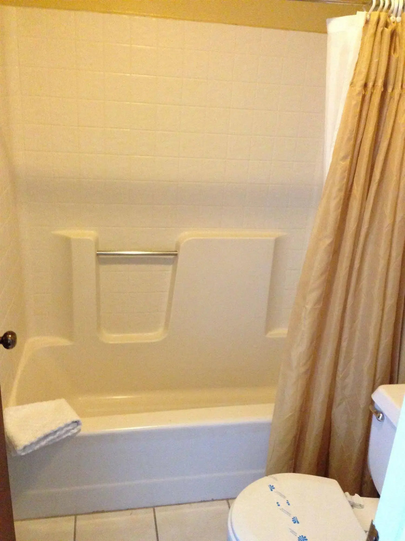 Econo Lodge Sevierville-Pigeon Forge on the River