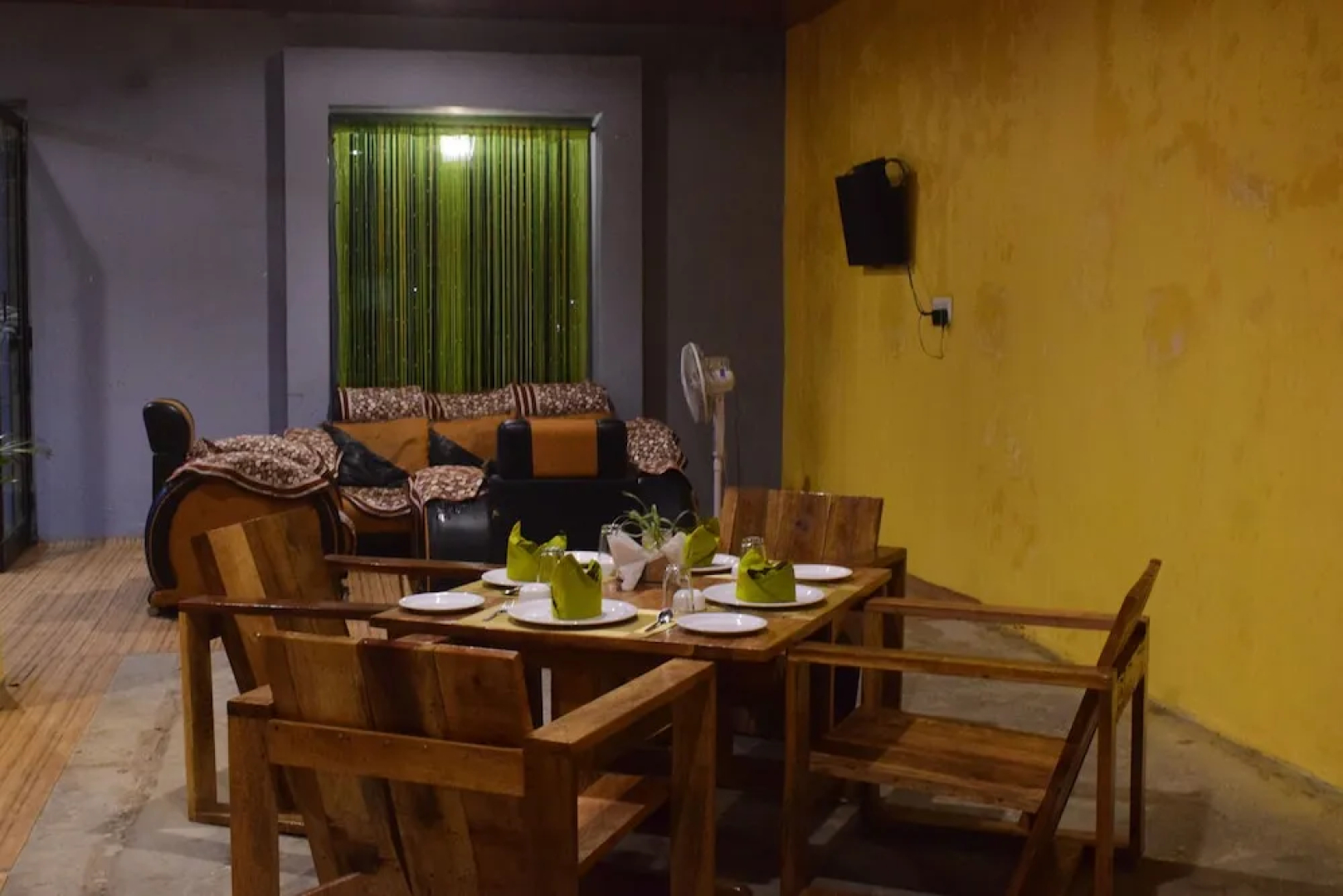 Istaqbal Hotel Mukki