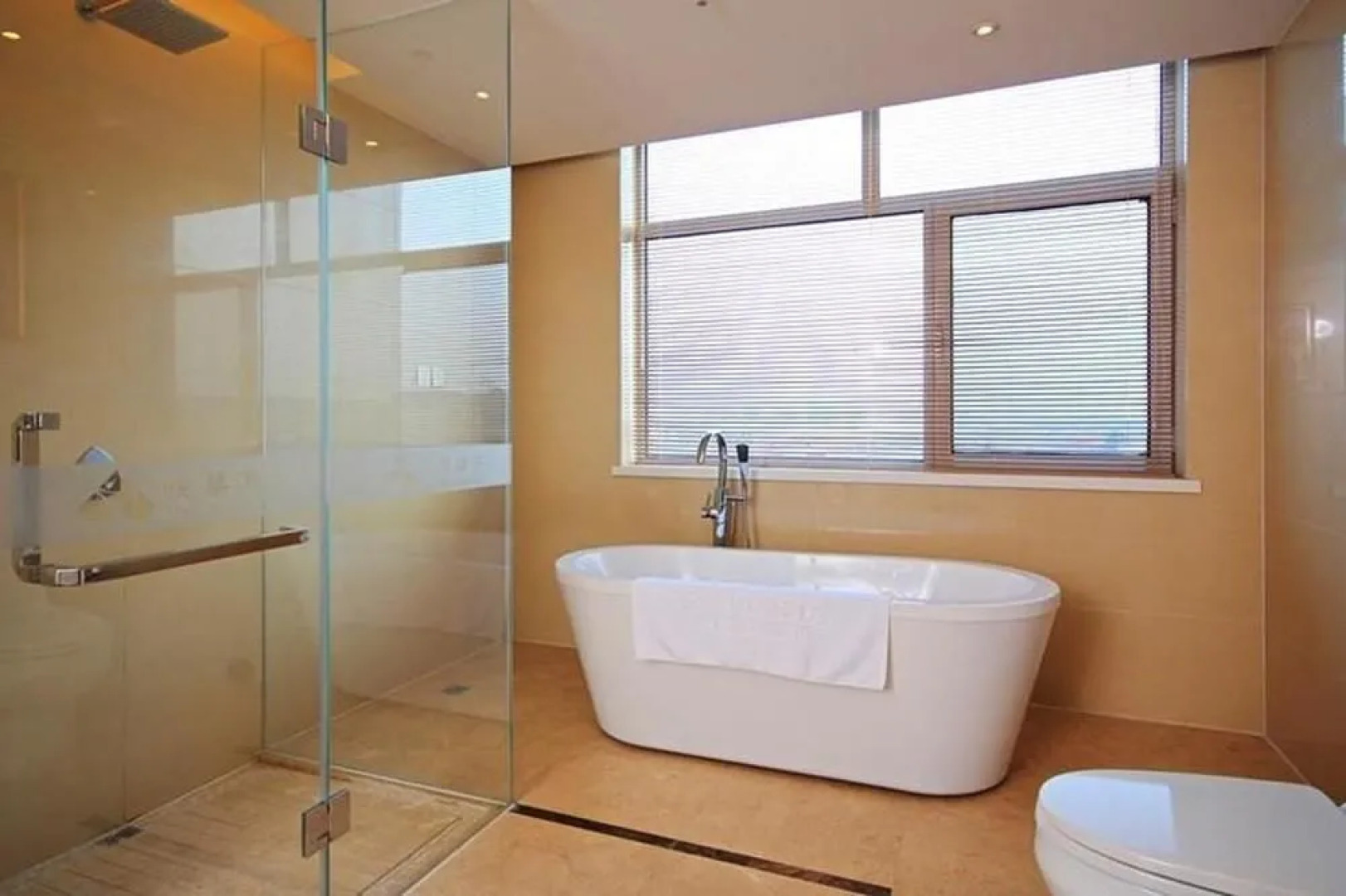 Puyang Yuehua International Hotel