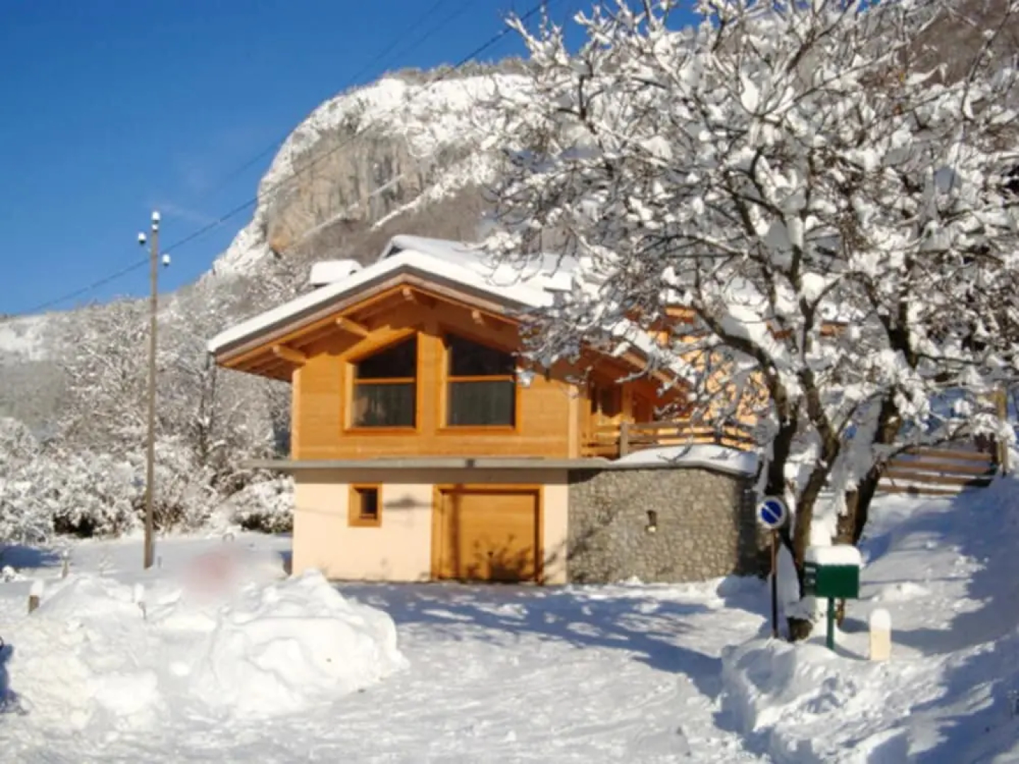Chalet With 6 Bedrooms in Saint-jean-d'aulps, With Wonderful Mountain