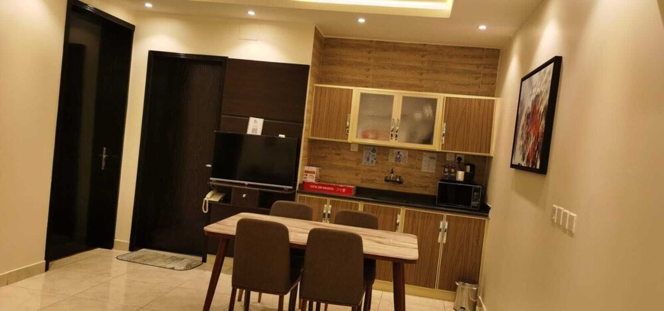 June Hotel