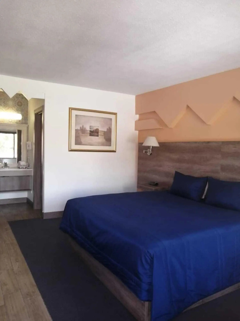 Hotel El Cason and Suites