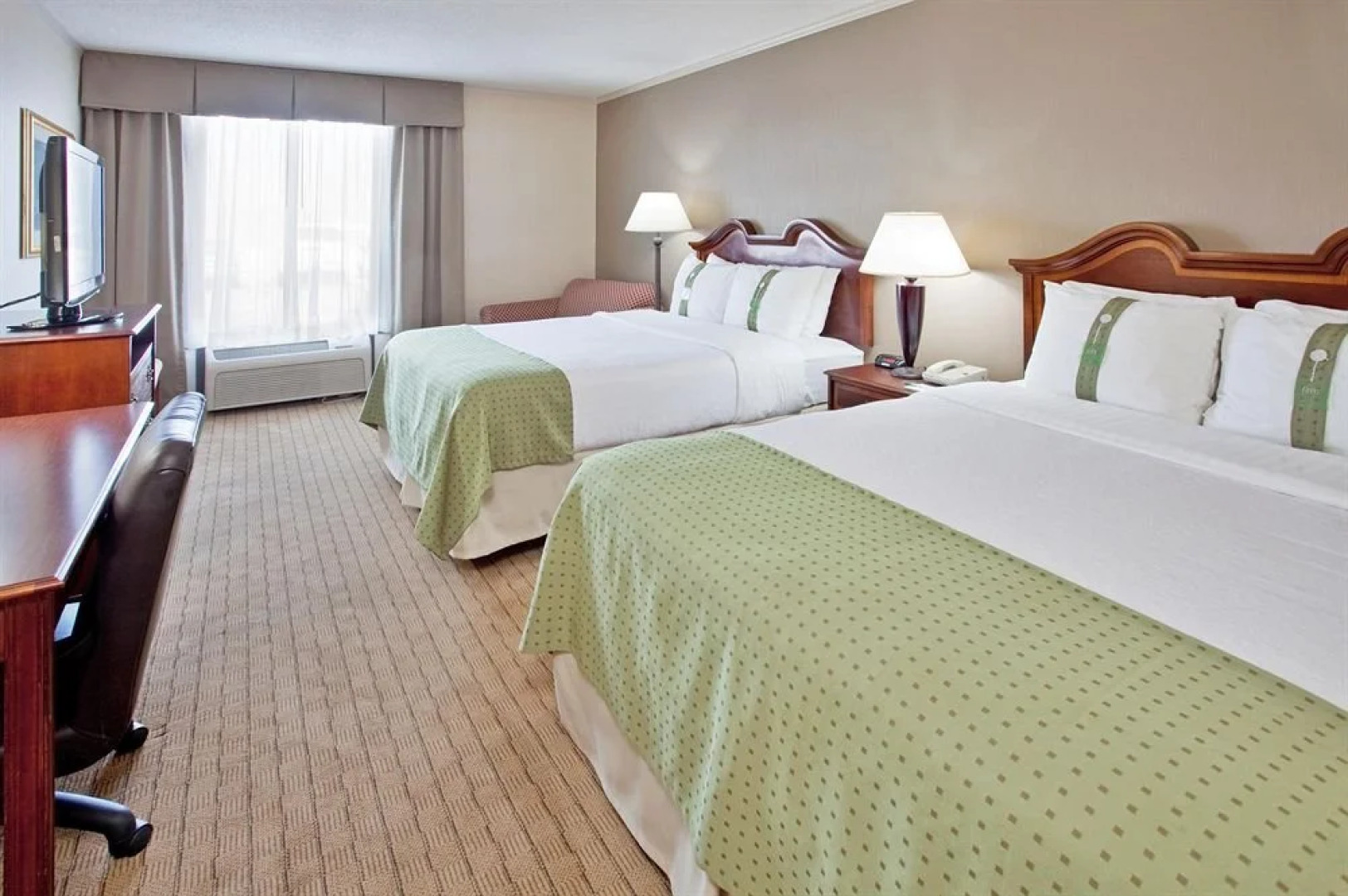 Holiday Inn Express & Suites St. Louis South - I-55